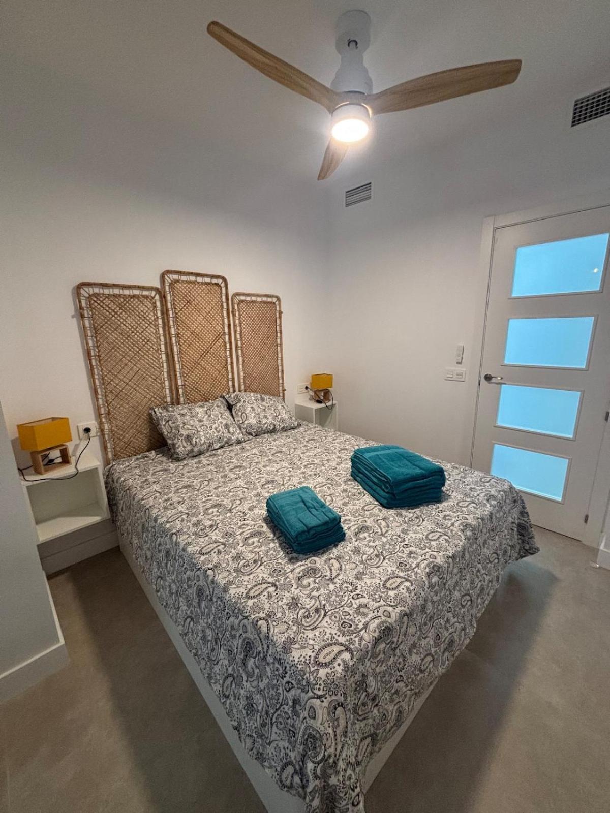 Nuevo! En El Centro! 1m Metro, Zambrano Y Con Parking Apartamento