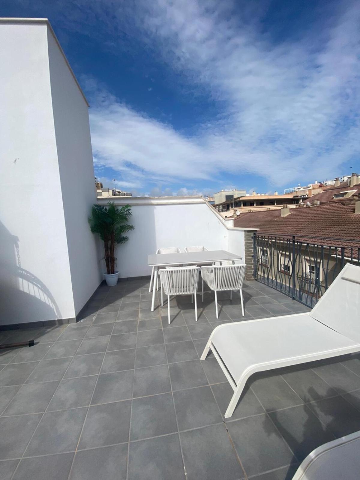 Apartamento Nuevo! En El Centro! 1m Metro, Zambrano Y Con Parking Málaga