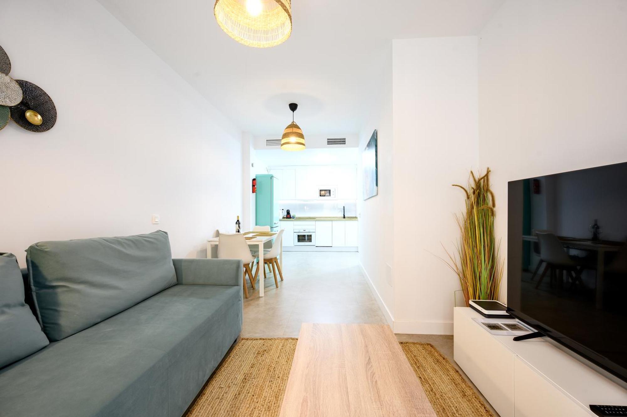 Apartamento Nuevo! En El Centro! 1m Metro, Zambrano Y Con Parking *