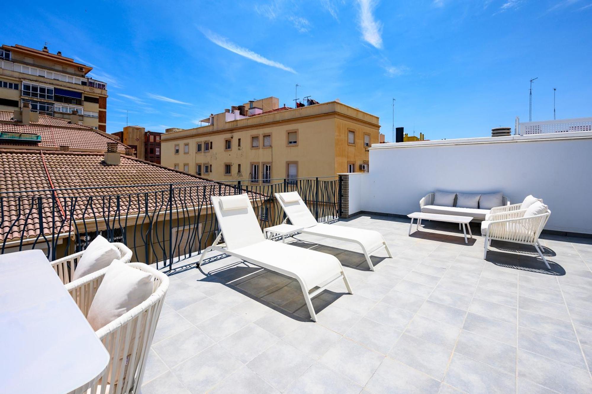 Apartamento Nuevo! En El Centro! 1m Metro, Zambrano Y Con Parking